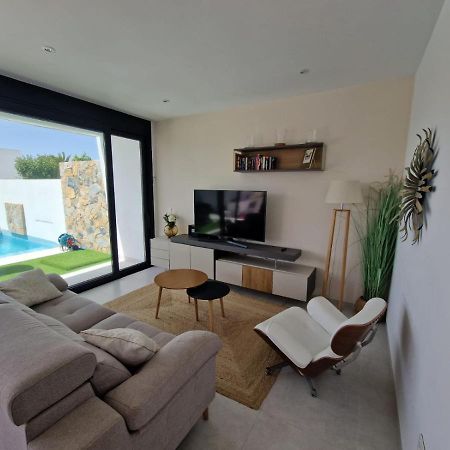 Premium Strandnaera Villa Lo Pagan -Byggd 2020 سان بيذرو ذيل بيناتا المظهر الخارجي الصورة