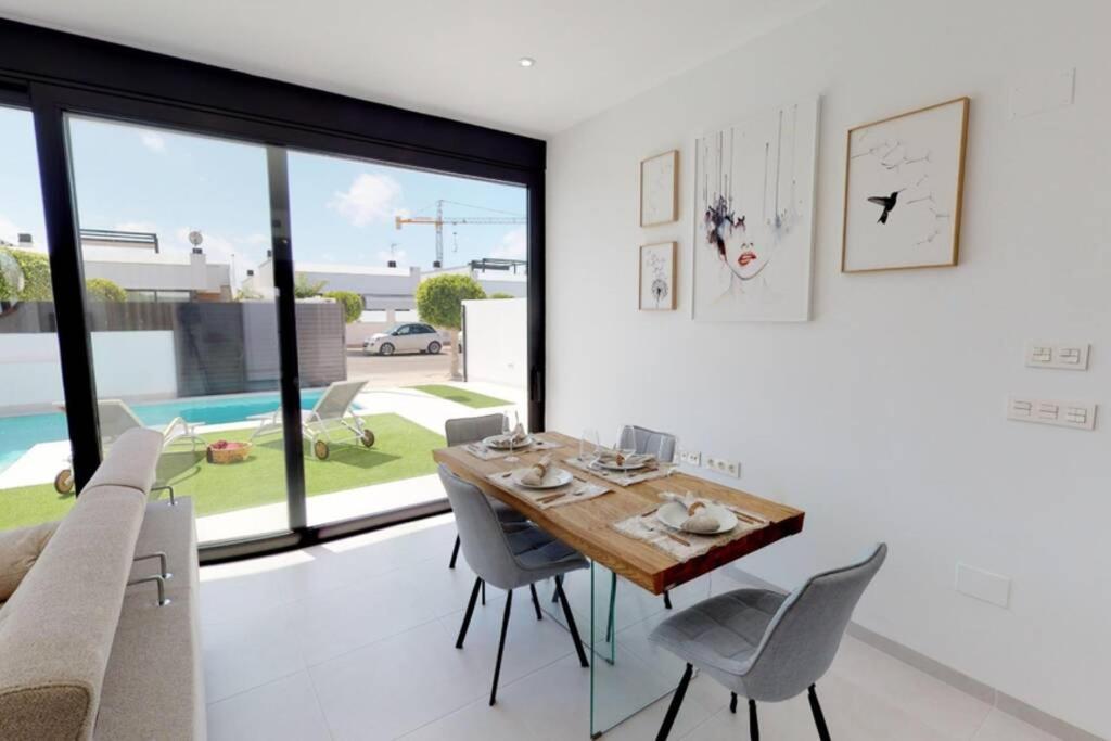 Premium Strandnaera Villa Lo Pagan -Byggd 2020 سان بيذرو ذيل بيناتا المظهر الخارجي الصورة