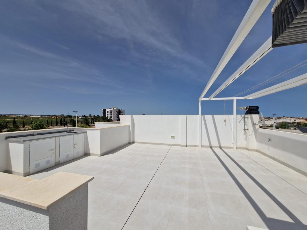 Premium Strandnaera Villa Lo Pagan -Byggd 2020 سان بيذرو ذيل بيناتا المظهر الخارجي الصورة