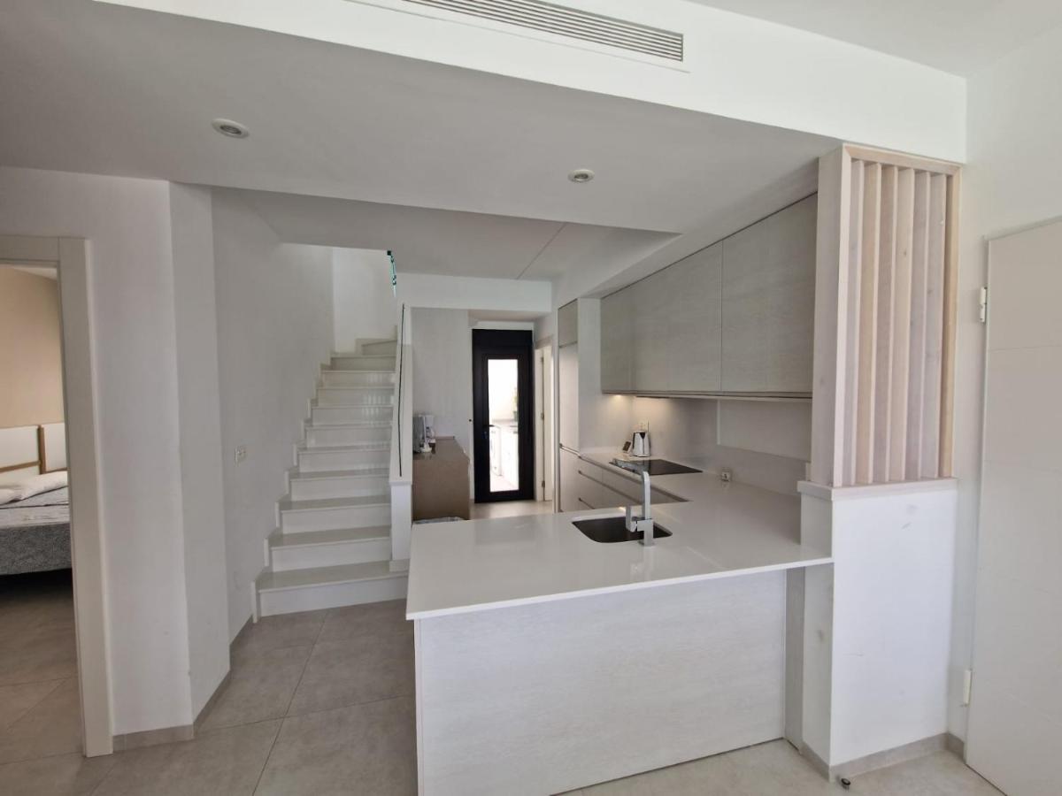 Premium Strandnaera Villa Lo Pagan -Byggd 2020 سان بيذرو ذيل بيناتا المظهر الخارجي الصورة