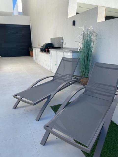 Premium Strandnaera Villa Lo Pagan -Byggd 2020 سان بيذرو ذيل بيناتا المظهر الخارجي الصورة