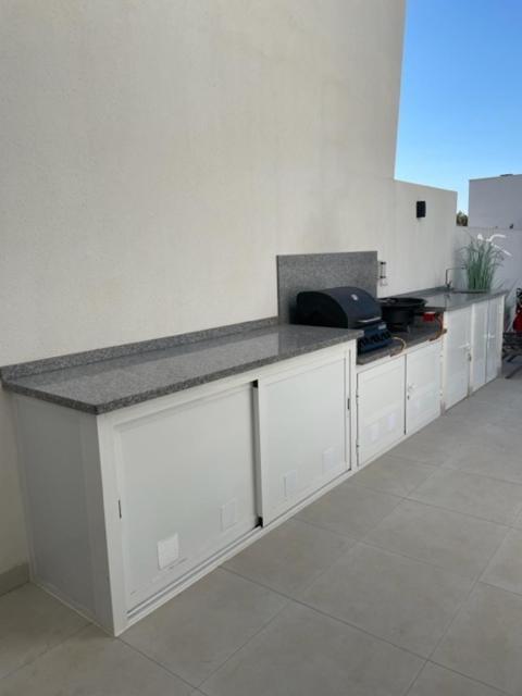 Premium Strandnaera Villa Lo Pagan -Byggd 2020 سان بيذرو ذيل بيناتا المظهر الخارجي الصورة
